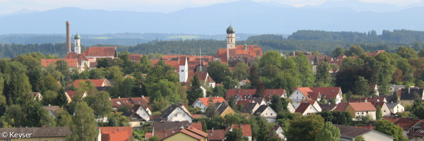 Panorama von Schongau mit Alpen im Hintergrund